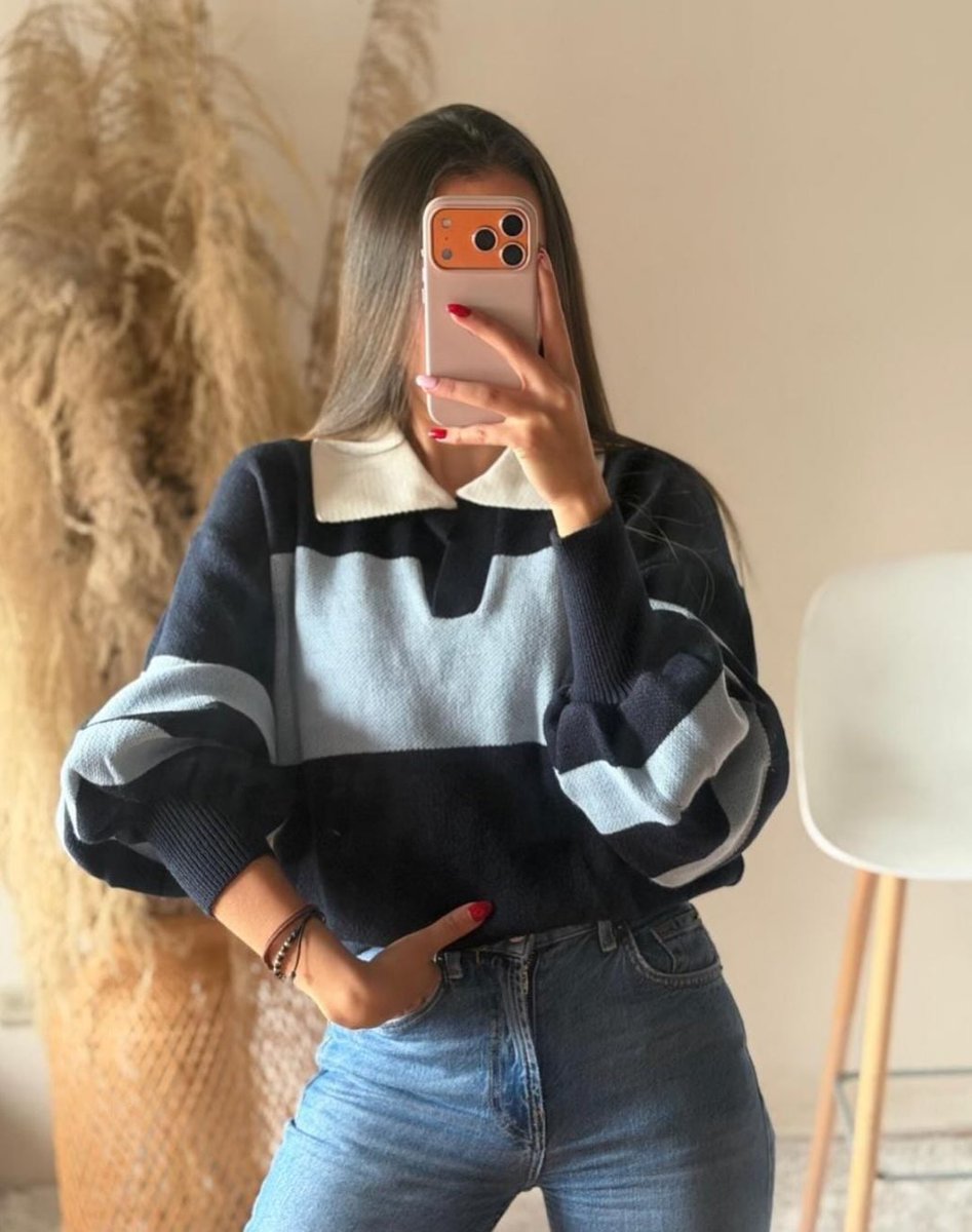 EusebioBeaorg's tweet photo. NEW WHOLESALE STYLE! Stock your store with this soft rugby-style knit sweater, featuring a contrasting white shirt collar, V-neckline, wide horizontal stripes, and 100% Colombian craftsmanship. A trendy preppy, oversized piece with roomy sleeves https://t.co/9U2T9xKPRa