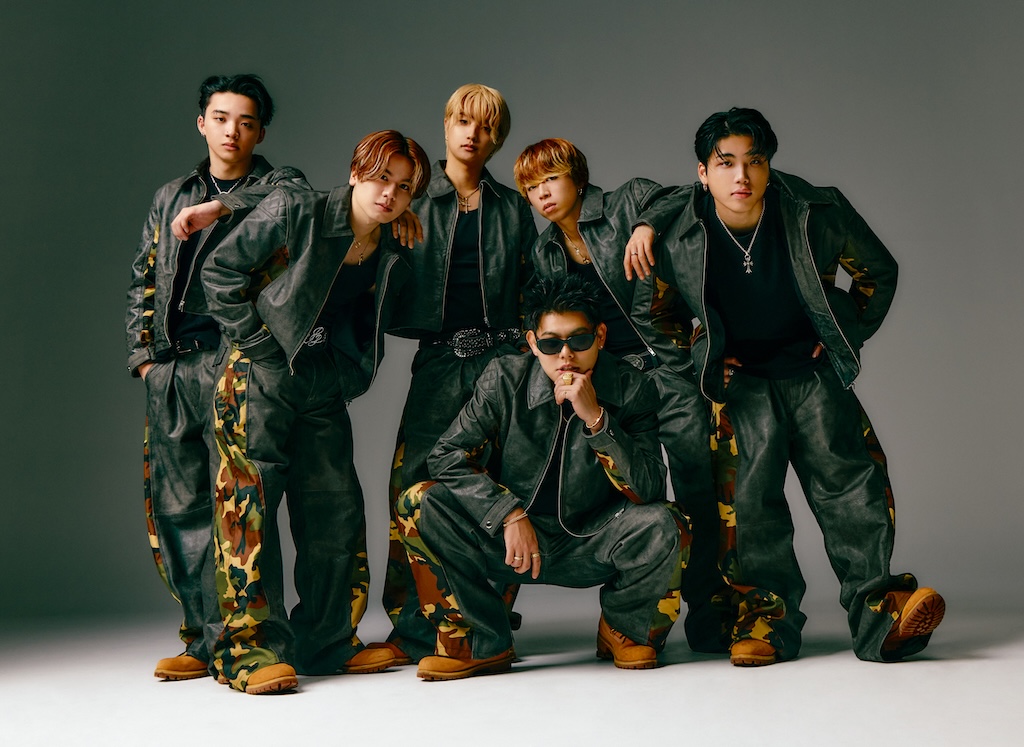TOWER_Fukuoka's tweet photo. 【#BEFIRST】

デビュー5周年記念日となる
11月3日にNew Album『BE:4U』発売！

特典🎁印刷メッセージ入りアザージャケット
（全6種よりランダム1種）

✦ご予約受付中✦
🔗https://t.co/3GAiUF8oXN

「BE:FIRST × TOWER RECORDS CAFE」
も開催決定！！
詳細は下記をチェック🤔✨

#BE_4U #BEFIR5T https://t.co/9KVQsO30YL