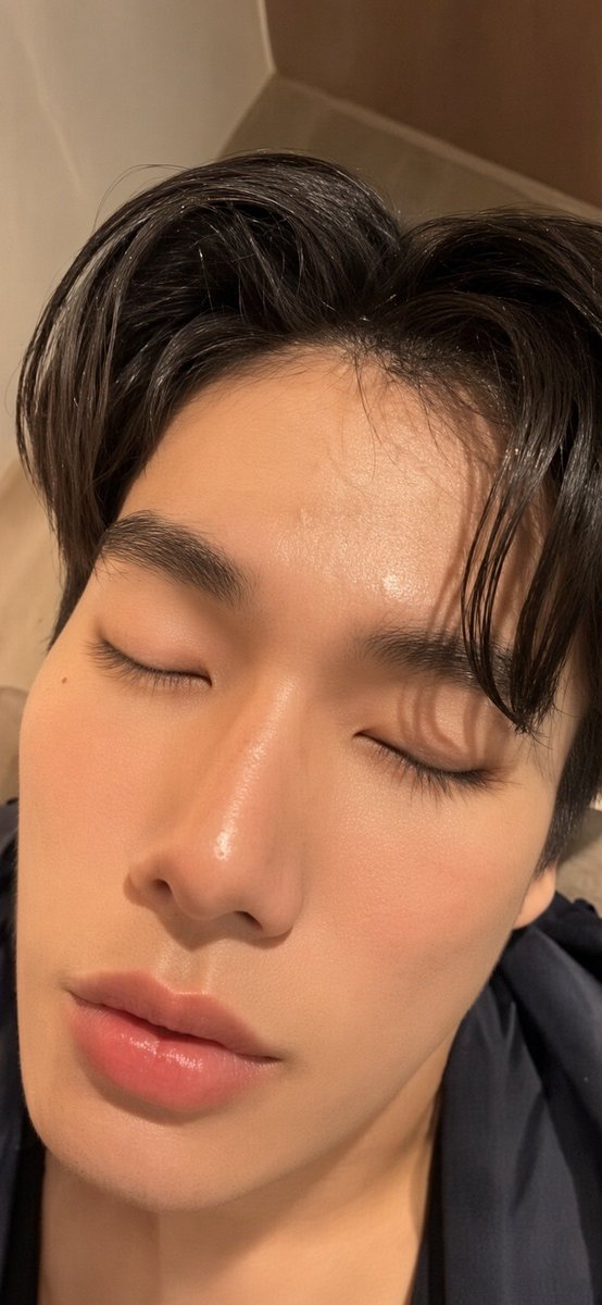 flowintang's tweet photo. Everything about him is pretty🌷✨
— lashes ♡ https://t.co/UGxGqUD2Hi