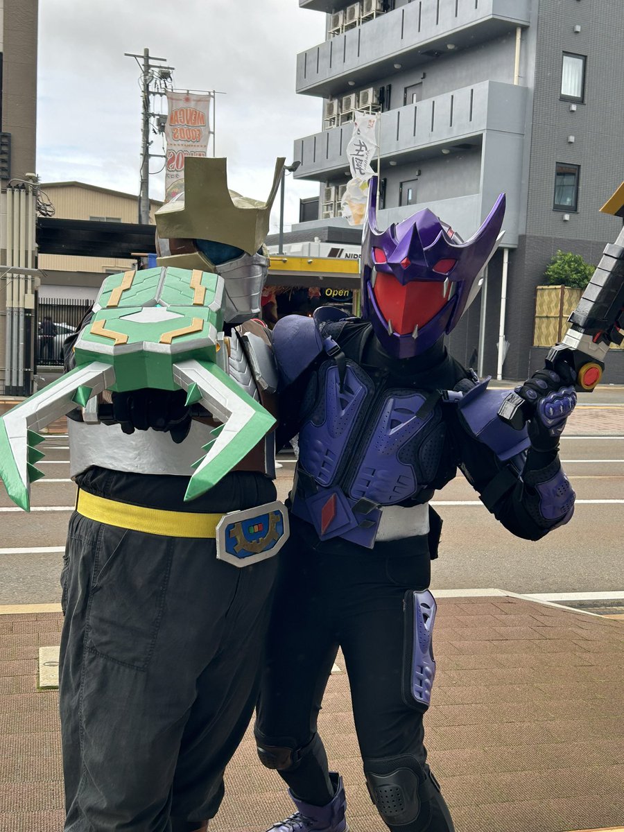 meidatonoir's tweet photo. #カヌマイザー さんには
［スタッグウエポン］を
#リュウカイザー さんには
［デストロイガン］を持ってもらいました！
(*^^*)

ありがとうございます*\(^o^)/*

#HRFUKUI2026 https://t.co/bSyObuh3Jb