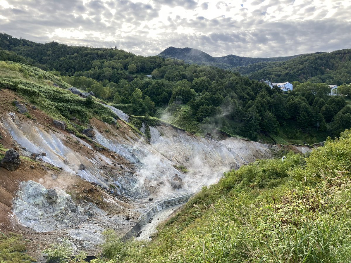 narinaryo's tweet photo. #万座温泉 #ぐんまー #観光 9/19🏍️
🚶#万座湯畑 #牛池 →#万座しぜん情報館 #万座空吹 ♨️→#万座ハイウェー #嬬恋牧場 #愛妻の鐘 🔔→#白糸ハイランドウェイト #白糸の滝 →#ミカドコーヒー #軽井沢旧道店 ☕️🍦→#めがね橋 #碓氷第三橋梁 🚂→#高坂SA #Kukuru 🌭🥯 https://t.co/l943b4tnyM