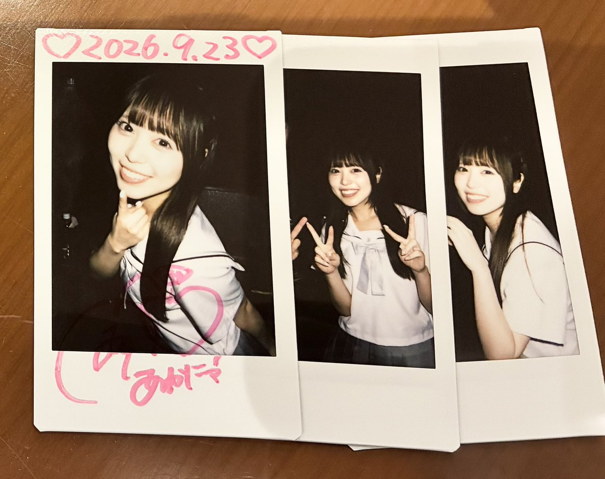 NEETPLASTIC's tweet photo. ソロチェキ、いつもと違う感じでめちゃかわいかった！
異世界古着屋の話(?)をしました https://t.co/6MkpXQSZgj
