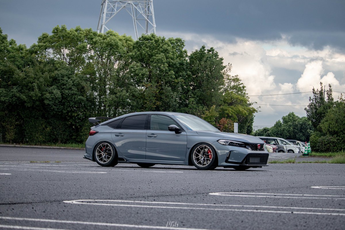 progressive_cv3's tweet photo. ﾆｭｰﾏｼﾝ完成🔥
〇BBS RI-A 029 18x10.5j +37
〇Michelin Pilotsport 4S 295/30r18
〇Paragon Big Rotor kit 350mm
〇T-DEMAND PRO-DAMPER
〇J's Racing リアアッパーアーム

引っ張り無しのベスト車高が分からんので全切りできるギリギリを狙ってみました🙄
とりあえず見た目良くなって満足😏 https://t.co/n1Q2sXKQa5