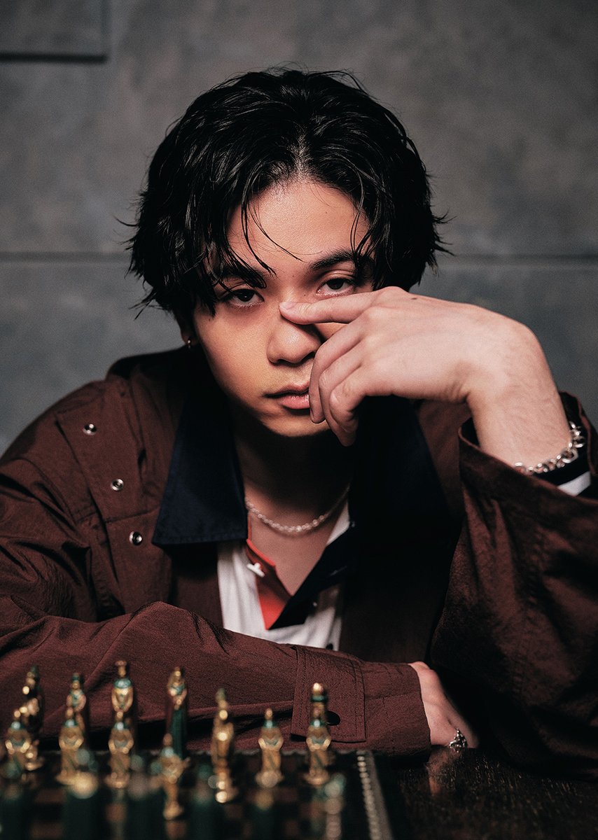 OVoice38571's tweet photo. #音楽と人 増刊
【ON VOICE Vol.5】
#jo0ji

＼中面カットを先行公開！📚✨／

2ndシングル「I-BULL」をリリース。ピュアでありつつも〈熱さ〉から距離を取ってきた彼が今、正面から熱と向き合う理由──心境の変化に迫ります。

詳細はこちら
https://t.co/C1FyYFTqKI

#ONVOICE
@jo0ji3
@jo0ji_info https://t.co/E1vU9HSuEz
