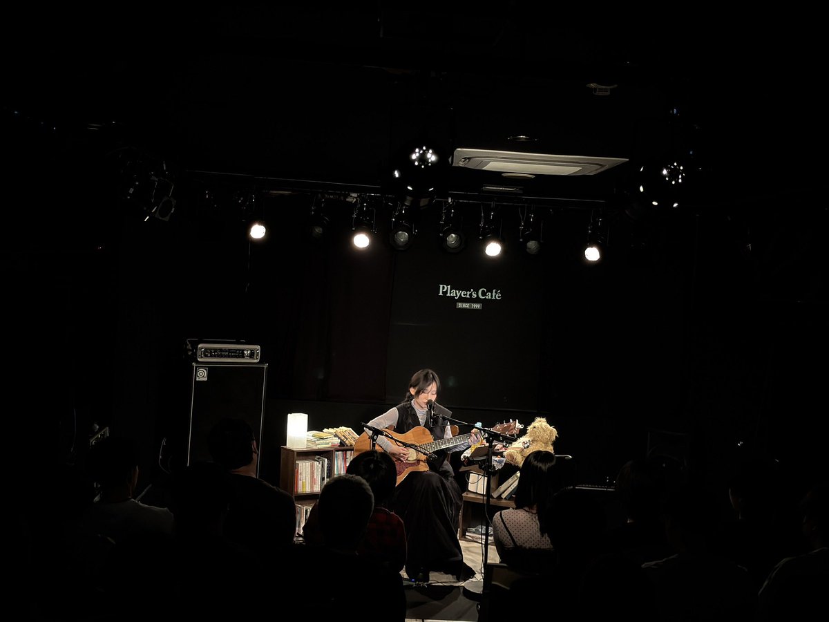katagirihkb's tweet photo. うたいたいこと vol.3 福島Player's Cafe
ありがとうございました
東北はひとが温かい...
久しぶりに福島に戻って来れて嬉しかったし
待っていてくれる人がこんなにいたことに感動しました、Hakubiでもまた！ https://t.co/F8Wjrhqekp