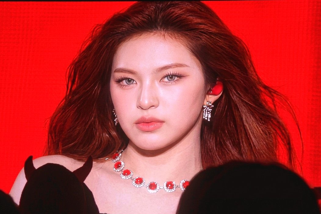 archiquette_'s tweet photo. ELU LAH MAKNAE TERMANTEP ITUU DEK GADA YANG LAIN😭😭 https://t.co/OrNOE7tHyI