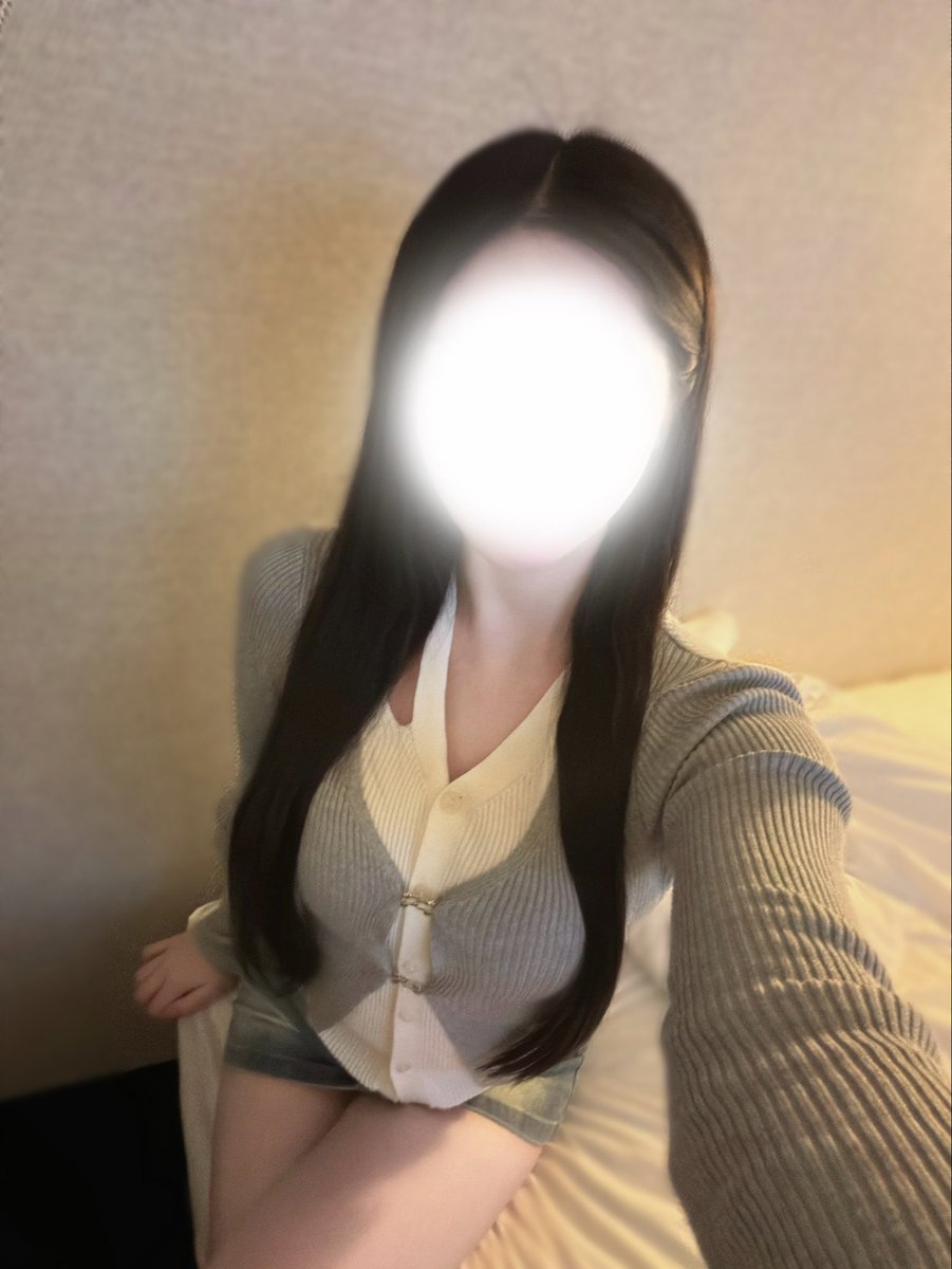 hnka22's tweet photo. たまには私服で🩶秋服が1番好きかも✨️ https://t.co/0vtcUJtkG9
