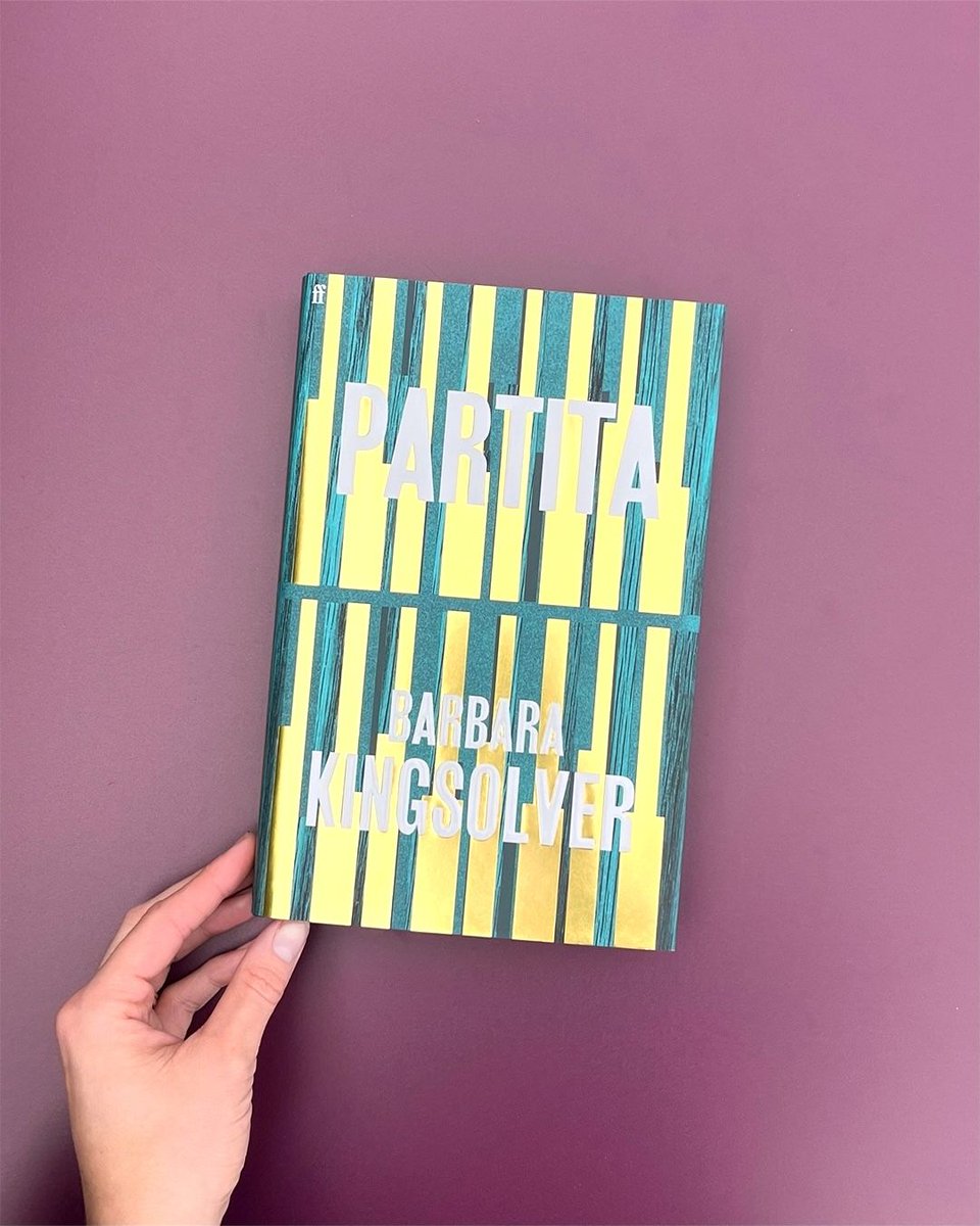 FaberBooks's tweet photo. ‘An incredible exploration of wasted potential and the beauty that can be found in the midst of disaster‘ Sunday Times

Support your local independent bookshop by pre-ordering our exclusive indies edition of Partita by Barbara Kingsolver ✍️

https://t.co/zACGo9tPxq https://t.co/Ni8ER8busB