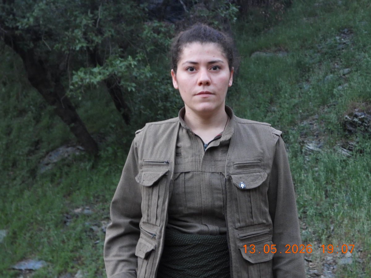 rewndiz1_'s tweet photo. Şehîd Zîlan Kurdistan – Helin Çelik

Amed https://t.co/6vfSlfKt8Y