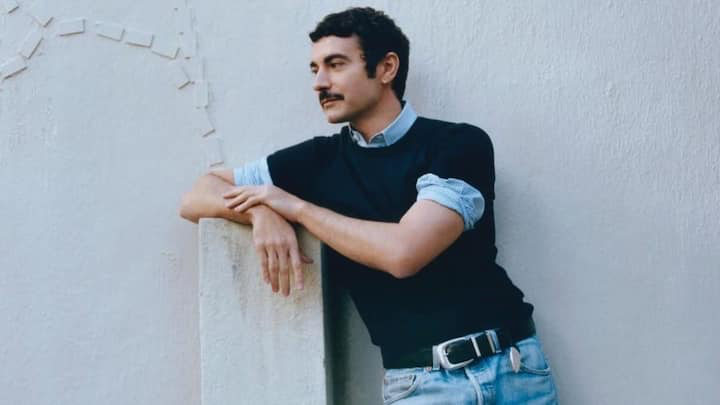 thedesignerhype's tweet photo. Armani has never had an outside creative director. Until now.

Dario Vitale takes over Emporio Armani, entering a house shaped by Giorgio Armani for four decades. The appointment tests how its singular code evolves beyond its founder.

Quite the handover.

Source: @Firstpost https://t.co/CpiqejomMV