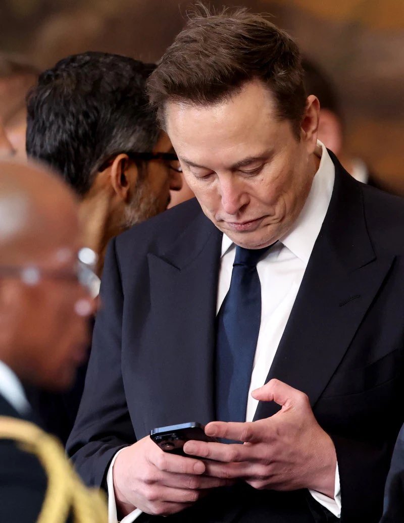 Eionrmx's tweet photo. “It’s only me doing these posts, ever. I don’t have a team or anything. In fact, I generally would recommend for leaders of the world to just literally post your own stuff” 

— Elon Musk https://t.co/jSPYnBWDZ7