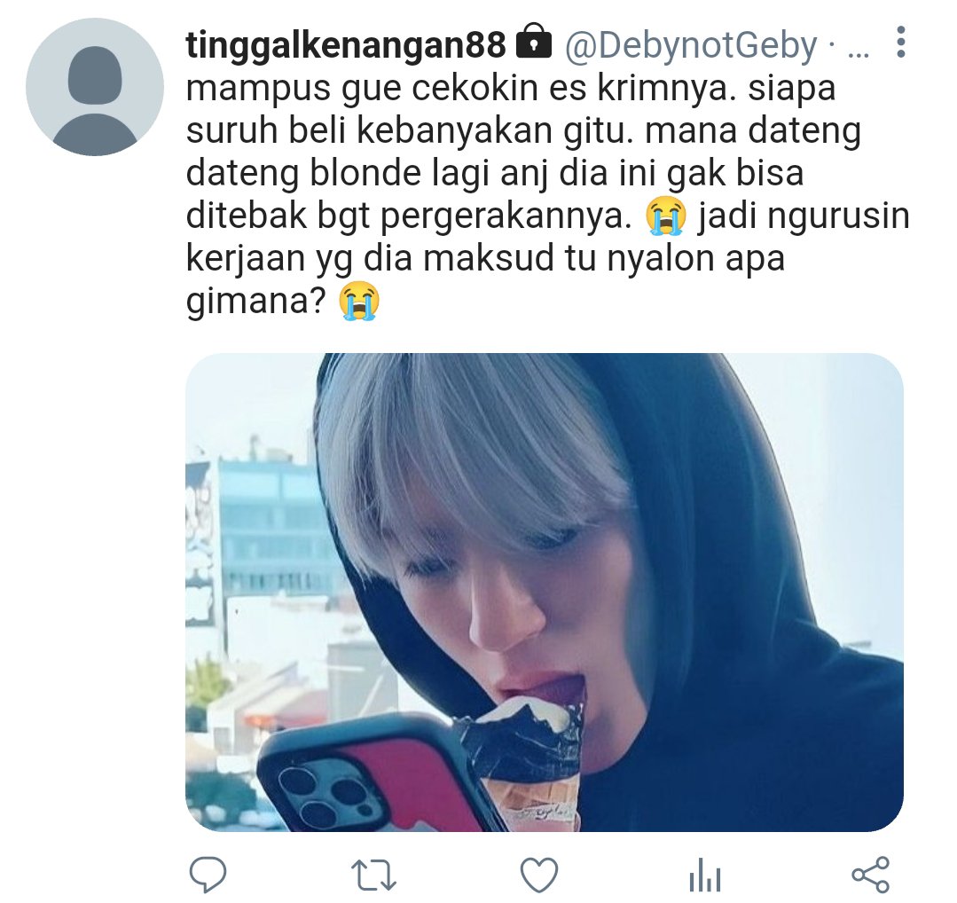 little_jhn's tweet photo. 62. Makan ice cream bareng nih.. 🤤🤤 https://t.co/tZ7ppG3kMQ