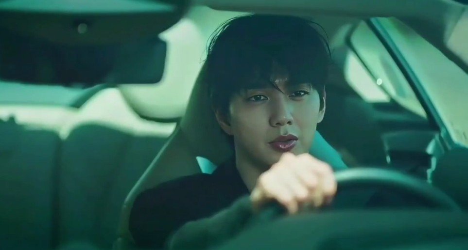 Jeon_Shafatae_7's tweet photo. #YooSeungHo takes on his first villain role in 14 years since #MissingYou (2012).

He said he accepted the role before even finishing the script, wanting to explore more diverse characters and mindsets beyond the usual good-vs-evil roles.

#YooSeungHo #FlexXCopSeason2 #KDrama https://t.co/NW6xQvWFP6