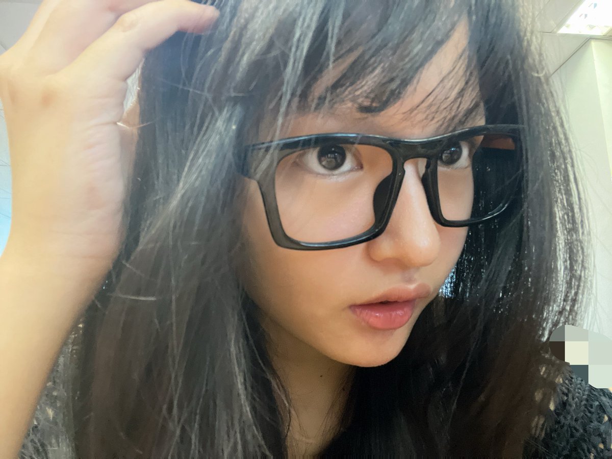 Elin_JKT48's tweet photo. Ponii aku anehhh https://t.co/mEN88L87Jg