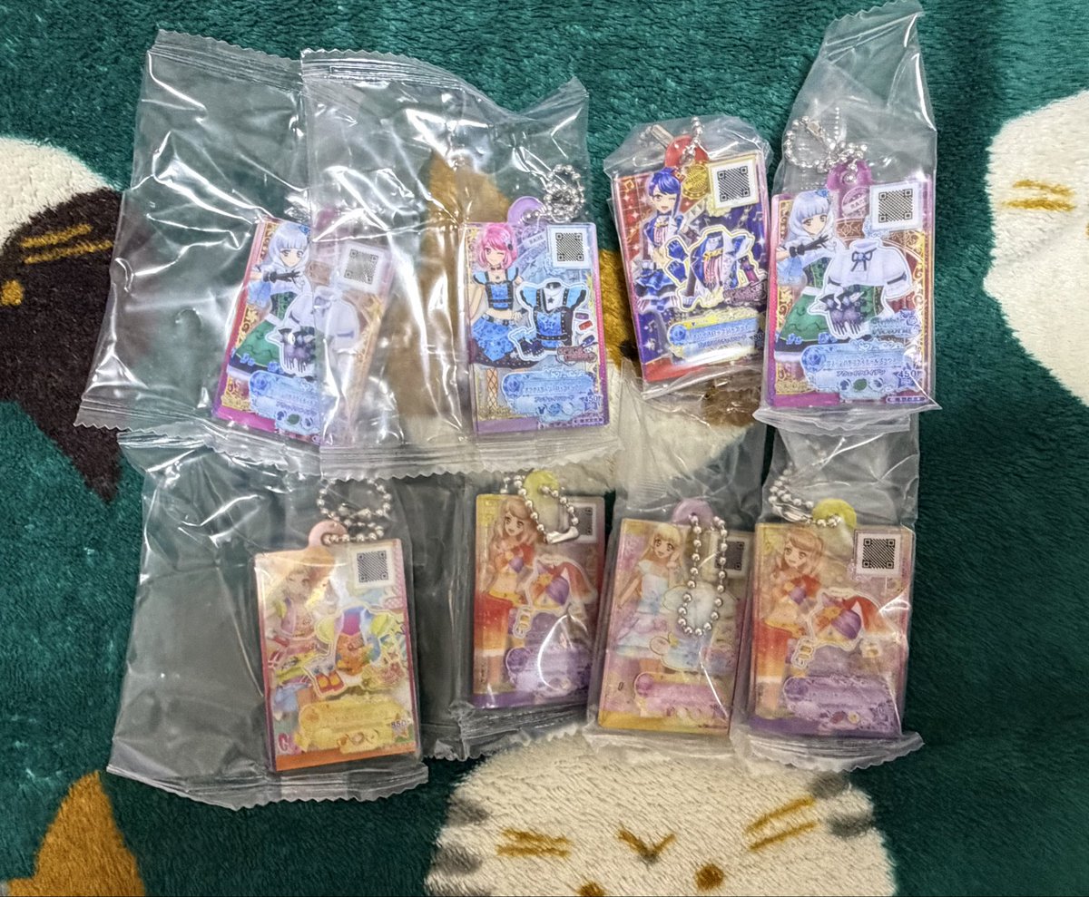 25riceball25's tweet photo. アイカツスターズ だれでもアイドル活動アクリルチャーム キーホルダー

譲：画像

求：ゆめ＝ドリーミングプリンセス＞スカイアイランドワンショルダー＝デイサファリトップス

郵送での交換希望です。
お気軽にお声掛けください！ https://t.co/KNQp4ZNT9b