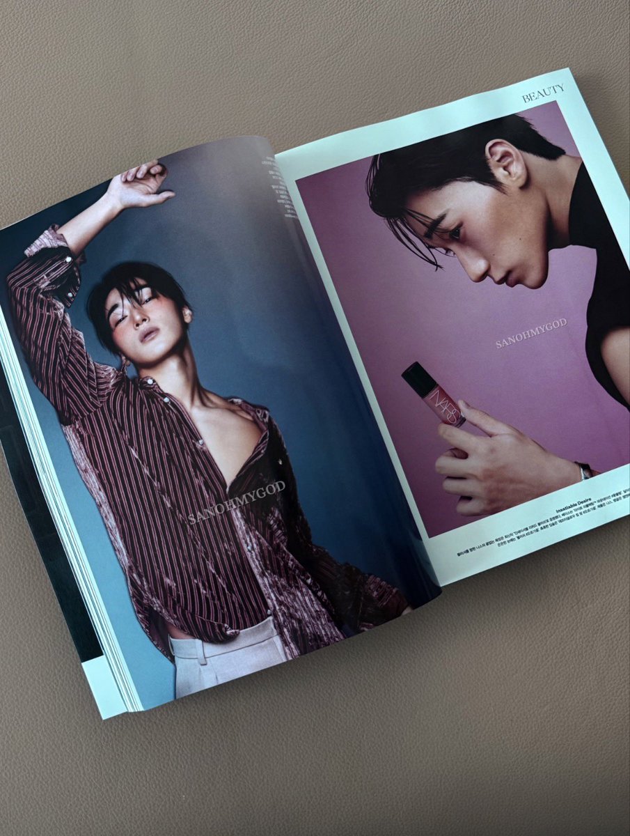 sanohmygod's tweet photo. VOGUE 보그 매거진 10월호 속 #SAN 

진짜 산둥 너무 예뻐ㅠㅠㅠ 분위기 미쳤음
입에 깃털 문거 레전드 진짜 느낌 좋다

#ATEEZ #에이티즈 #SAN #산 #최산 https://t.co/wFuj7nyE7r