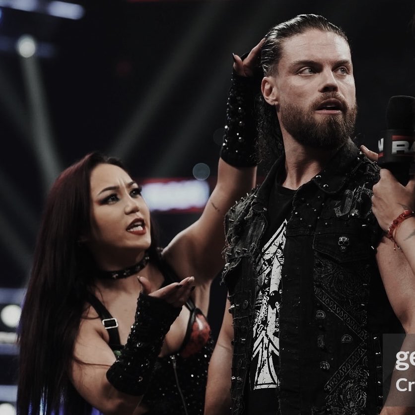 itsroxannep's tweet photo. ☆ #𝖱𝗈𝗑𝗒 ⊹ Ⓢent 🄿ost ⦂ 𝖳𝗁𝖾 𝖯𝗋𝗈𝖽𝗂𝗀𝗒 .ᐟ 
⠀
My favorite part of last night 🥰 ily 🖤
⠀ https://t.co/9BtaAaeGbI