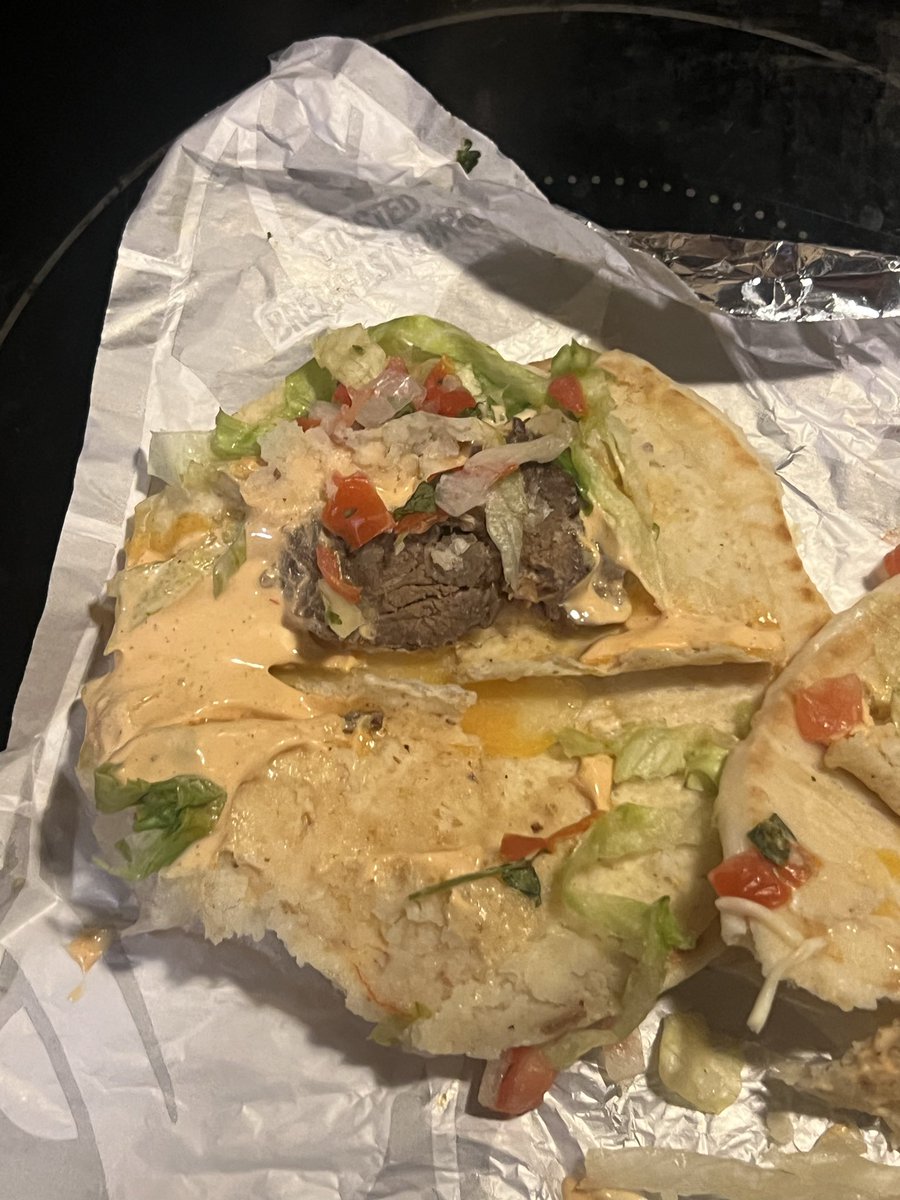 58Cstewart's tweet photo. @tacobell  fuck you. Your shit has  been dog water for months in Pomeroy Ohio. https://t.co/aGcwUx67nx