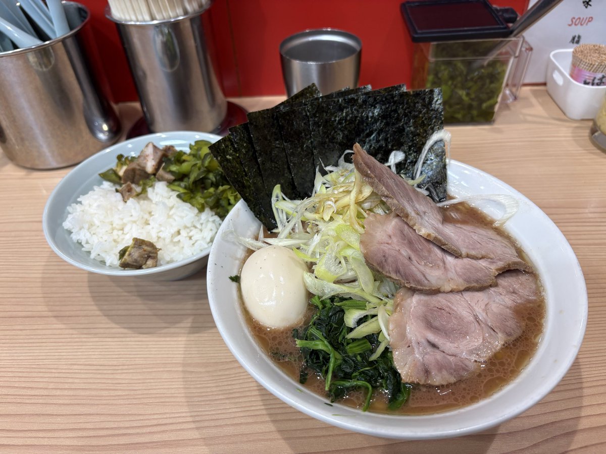 OCzUBVp6YrWtu6D's tweet photo. 2026年133杯目完食🍜
北里家@上大岡
インフルにかかりラーメンを食べれず😭
だいぶ良くなりましたが近場で北里家さんにお邪魔しました😊
開店10分前PPに一歩届かず😅
ライト系に仕上がってますがいつも通りに旨かったです👌
店長！いつもお心遣いありがとうございます😊ご馳走様でした💯 https://t.co/SQC5zfjVBc