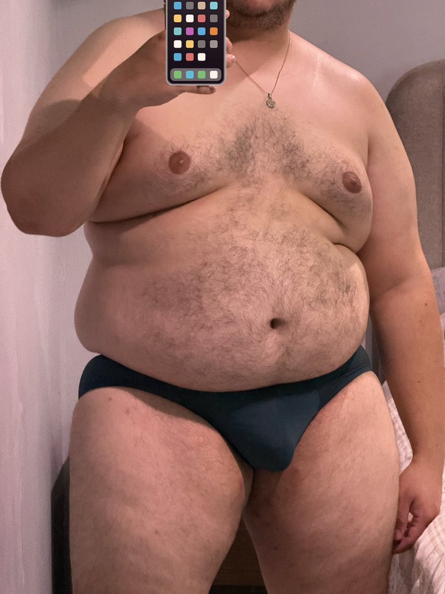 osito28_'s tweet photo. Tummy Tuesday 👅 https://t.co/wM139OH8BW