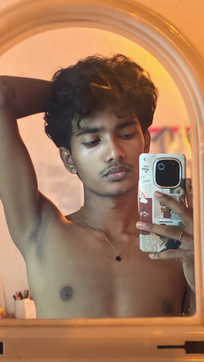 aadarshhuuu0's tweet photo. Just hot things......
. https://t.co/NWLbHSwmRr