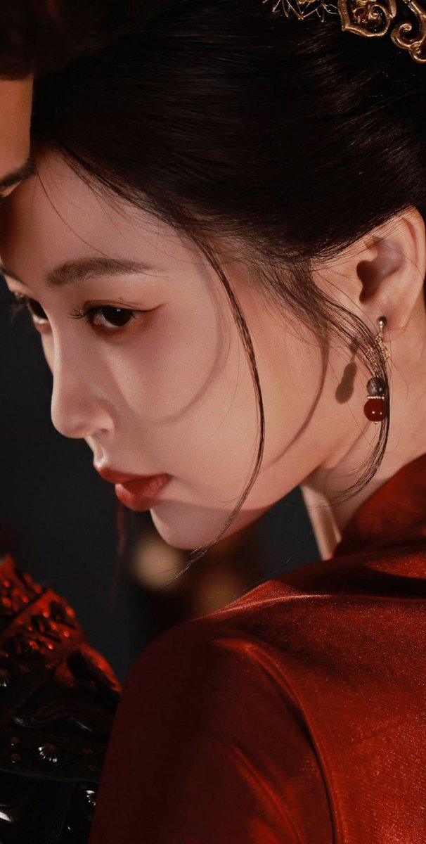 msneverlander's tweet photo. MOTHER... DIVA... QUEEN...🧎‍♀️ 🧎‍♀️ 🧎‍♀️ 

#yushuxin #estheryu #虞书欣
#yunchuling #云初令 #yunchusvengeance https://t.co/IrqXU62cMk