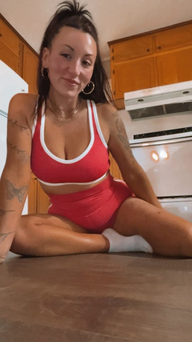 milfshavmorefun's tweet photo. h u m p day :-] https://t.co/EeenRUgM47