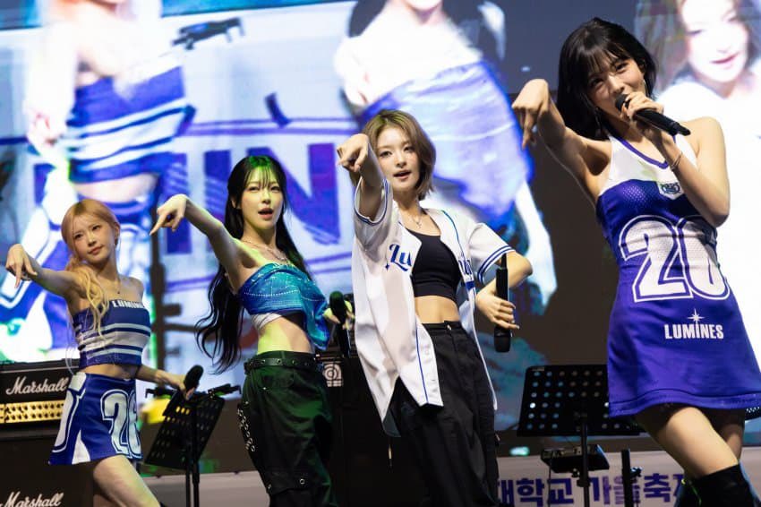 chaengran9__'s tweet photo. 올해 최고의 공부자극.jpg
#프로미스나인 #fromis_9 #플로버
#송하영 #박지원 #이채영 #이나경 #백지헌 https://t.co/ossuVJr9km