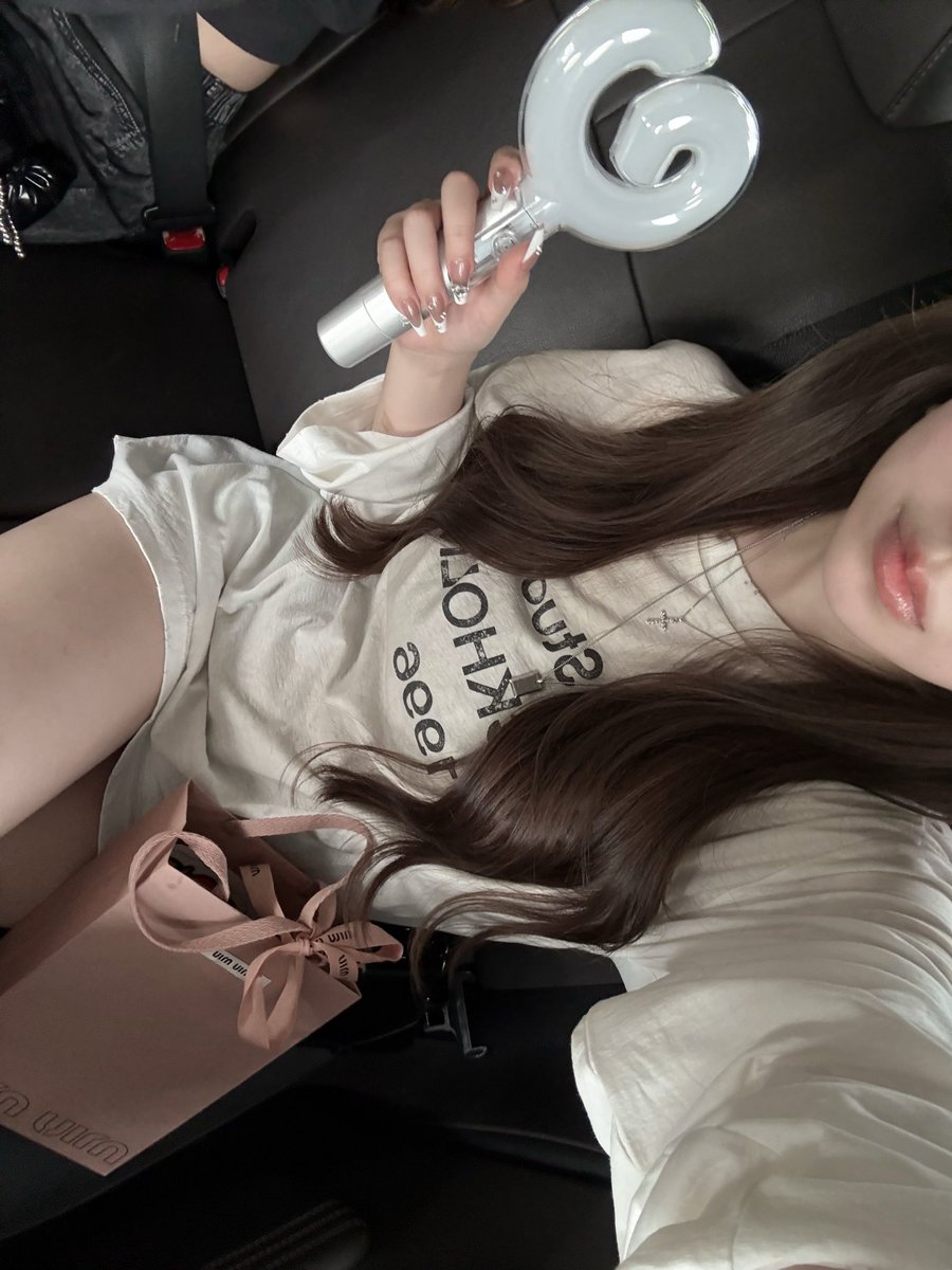 Cordeliaufkb's tweet photo. 开始上供哦！！

有人想锐评一下女高的福吗？

赶紧看，我要删了 https://t.co/ncUtlCw4Eh