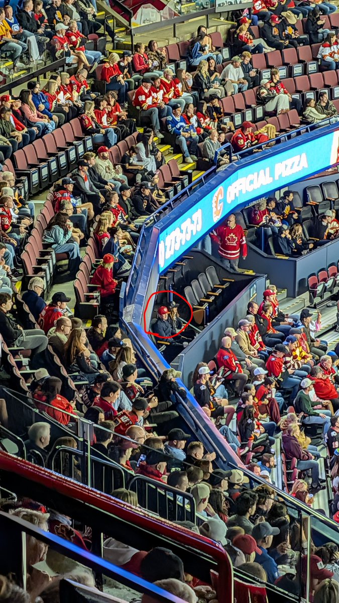KennethPerepel1's tweet photo. @jimmycarr Jimmy in the Calgary Saddledome watching  a preseason Flames game, welcome to Alberta, hope you have a great visit and your shows are epic laugh fests.😊 https://t.co/0MFuAC7t2G
