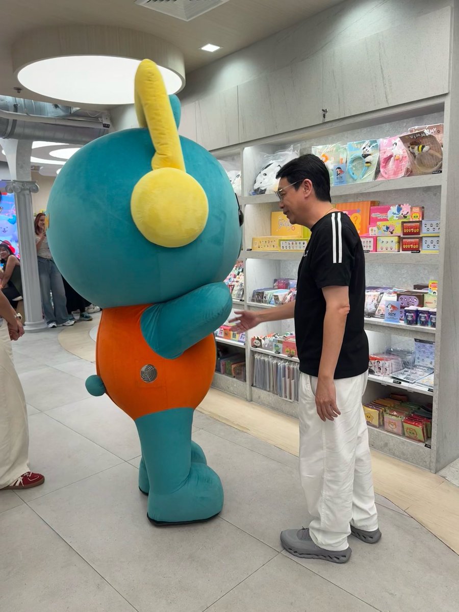 nanpepiwoo tweet picture
