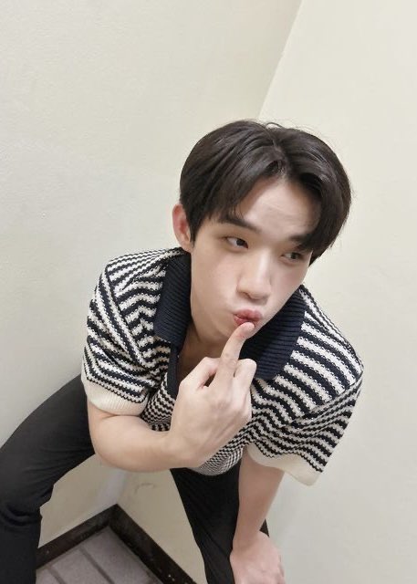 anda12777's tweet photo. ถ้าวันนี้ไม่เห็นค่า                  กลับมาวันหน้าก็ได้นะ https://t.co/DU6hrH5XsX