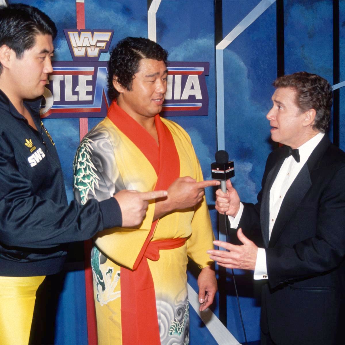 WWFWrestling1's tweet photo. 🎥 Federation Flashback! Regis Philbin &amp; Alex Trebek with a few of the wrestlers at the WrestleMania VII pay-per-view on March 24, 1991. #WWF #WWE #Undertaker #PaulBearer #GenichiroTenryu #KojiKitao #Demolition #JakeRoberts https://t.co/71tesMuvm0