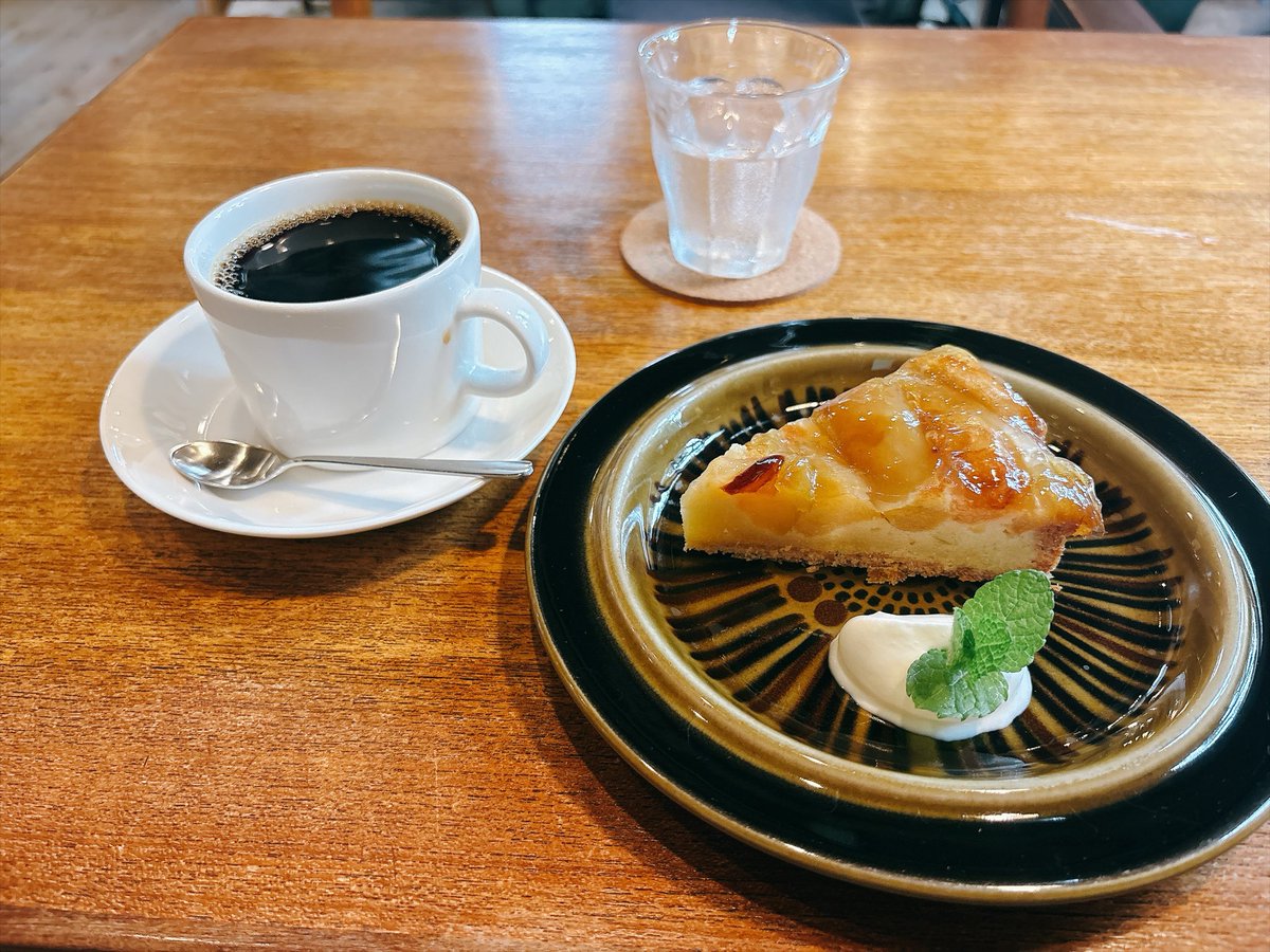 keiit0_'s tweet photo. 連休はおいしいコーヒーを飲みに 𖠚ᐝ
豆も手に入れて明日からの楽しみができた☺️ https://t.co/B7YLycNXSz