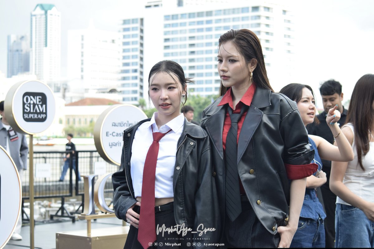 miephatayaspace's tweet photo. ขอขอบคุณทางงาน #ELLEFashionWeek2026 ที่เชิญ #MieAya ไปร่วมงานนะคะ  และขอขอบคุณพี่ๆสื่อมวลชนที่เอ็นดู #มี่ภัทรเอญ่า ด้วยค่ะ 🙏 

 ELLEFashionWeek2026 X MAMC 

#EFW26ATICONSIAM
#SeeYouAtTheTent
#Miephat
#AyaOrapan https://t.co/bXAyQGgobM
