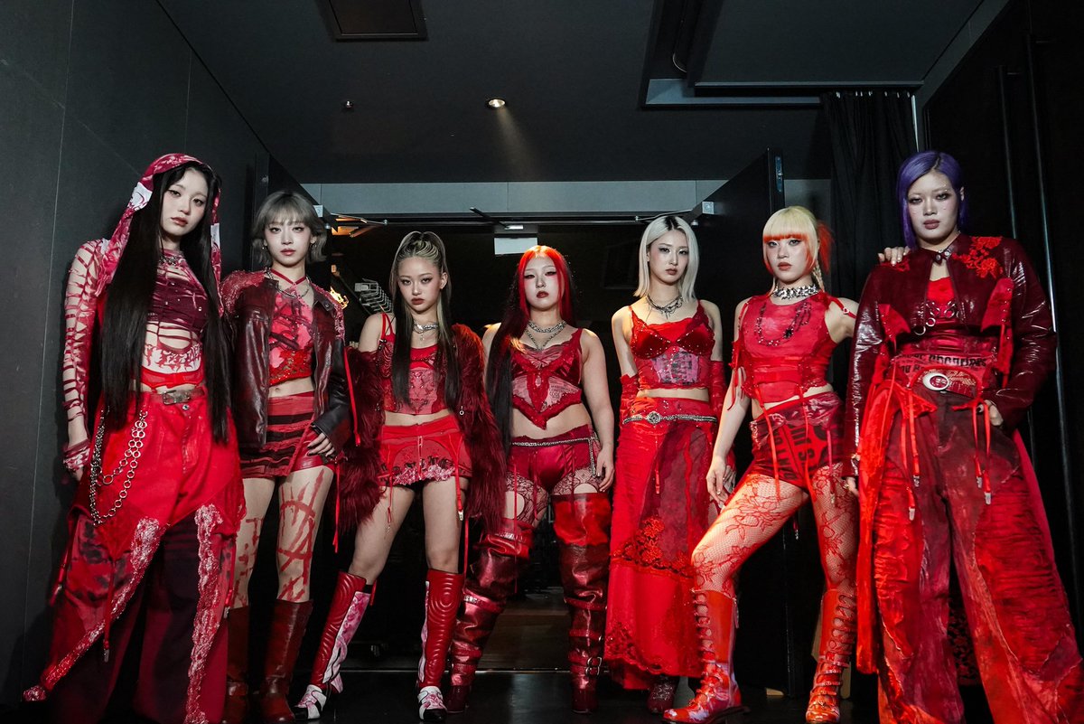 Hanabrave0's tweet photo. 【INKIGAYO LIVE in TOKYO】出演アーティスト

＼ HANA ／

【HANA】INKIGAYO LIVE in TOKYO 出演！
観客を魅了する高い表現力と圧巻のステージは必見！特大会場で繰り広げられる特別なライブをお見逃しなく！

👀独占生中継🔽
https://t.co/l3mOgTmzq0

#HANA #INKIGAYO #INKIGAYOLIVEINTOKYO https://t.co/9UkU422soX