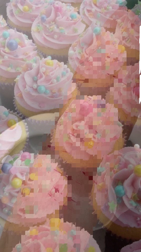 Taywhe23's tweet photo. Fake Sfx makeup generated fully by ai!!
I want cupcakes right now.. specifically vanilla😔😔
#shtwt #cupcakes #slicetwt #lavalamp #cuttwt https://t.co/iWE62cAcdQ