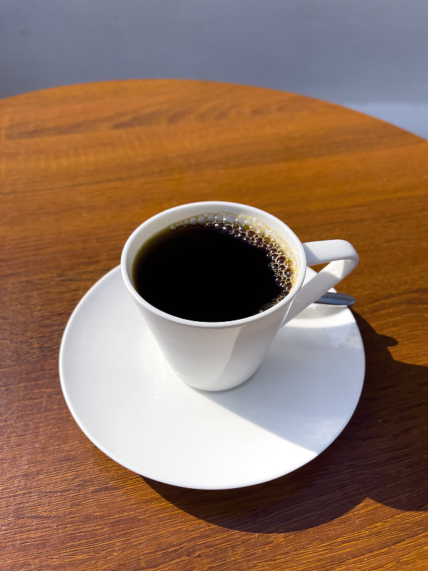 DelenaHiga17's tweet photo. Just stared at the morning coffee for 5 mins, no rush, no thoughts—this quiet slow moment is the tiny best part of today. https://t.co/kwmVcA9Nvf