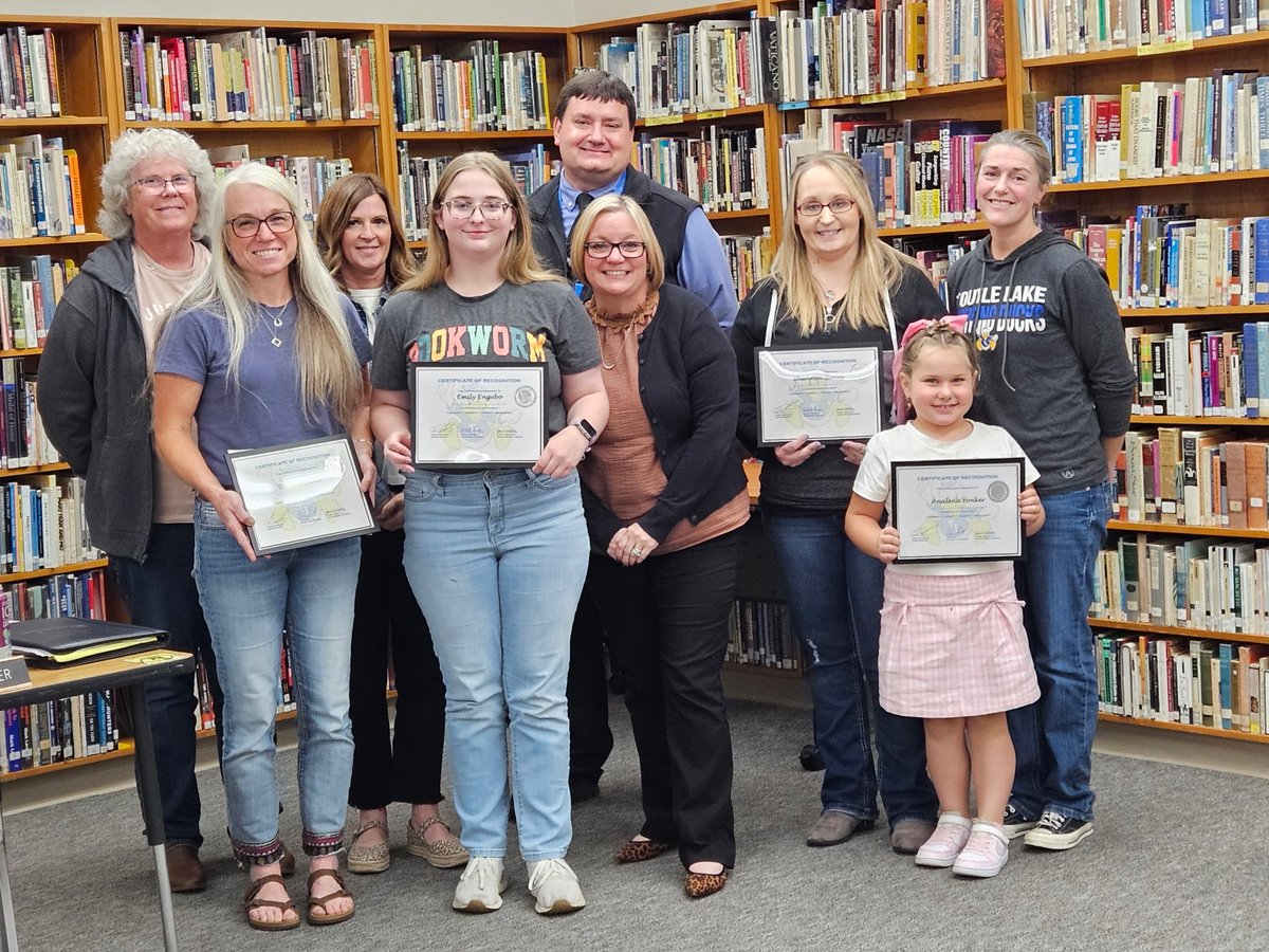 chris_schumaker's tweet photo. What a great night! Our district was able to recognize some outstanding individuals (staff &amp; students) who exemplify our core traits. Congratulations to all our you. You make the Duck Nation proud. https://t.co/Y5EPozEeOT