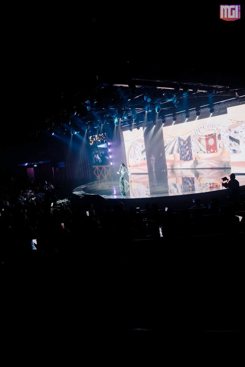 PMCenter_th's tweet photo. ✨️ #Charlotte1stFanMeetInBKK “𝑯𝒆𝒓𝒆 𝑾𝒊𝒕𝒉 𝒀𝒐𝒖” ของ #ชาล็อตออสติน บอกเลยว่าฟินเวอร์! บรรยากาศในงานสุดอบอุ่น แฟนคลับหอบความรักมาเติมพลังใจให้แบบจุกๆ ร่วมสร้างโมเมนต์ดีๆ ไปด้วยกัน แถมนัดกันจัดโปรเจกต์ซัพพอร์ตและช่อดอกไม้สวยๆ มาให้แบบจัดเต็ม 

#CharlotteAustin https://t.co/ytcnUhQHxt