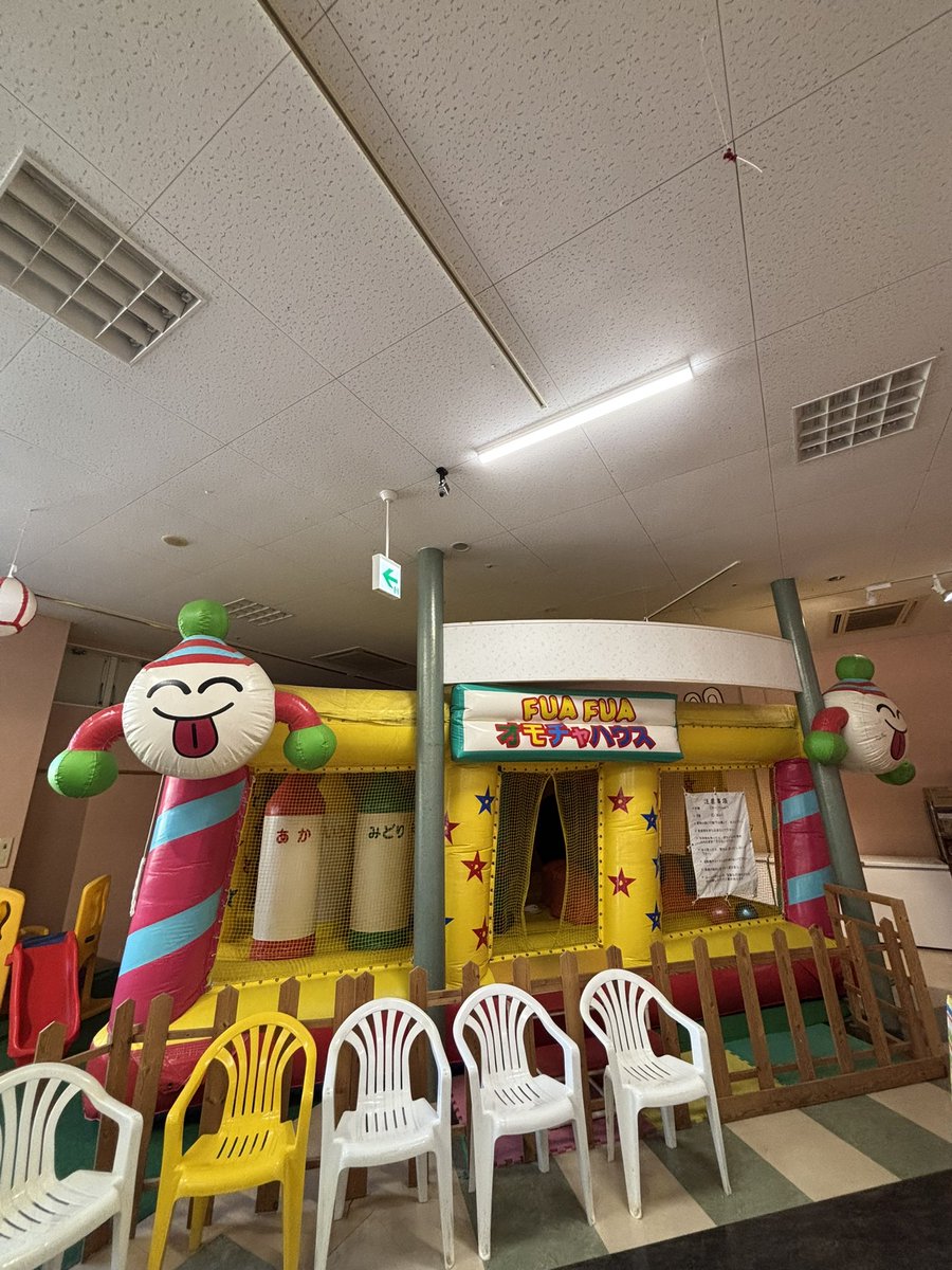 sinominretoro's tweet photo. サントピアワールド

何台か無くなってた https://t.co/KU9KbpAzgm