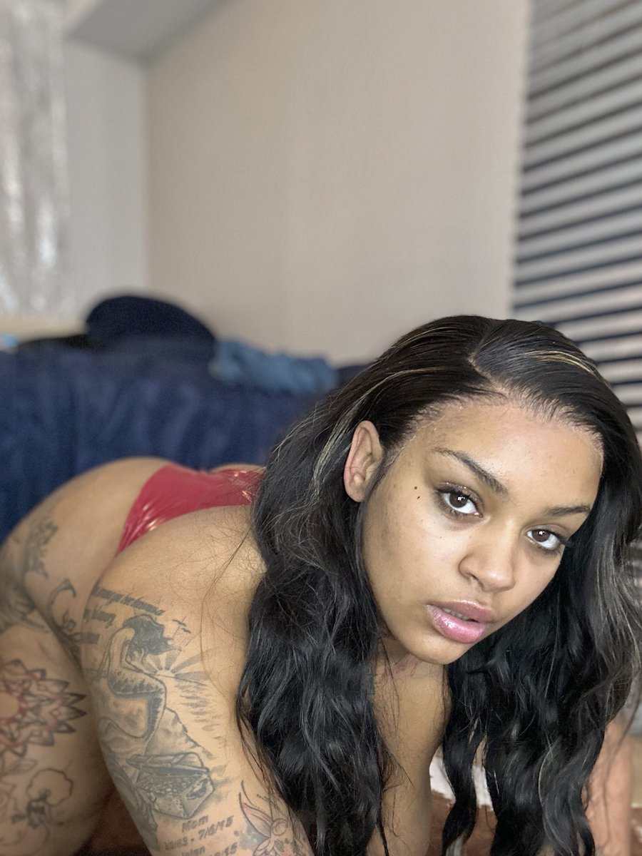 cleovsbree's tweet photo. 💋🍒 https://t.co/JBYPTaCPkj