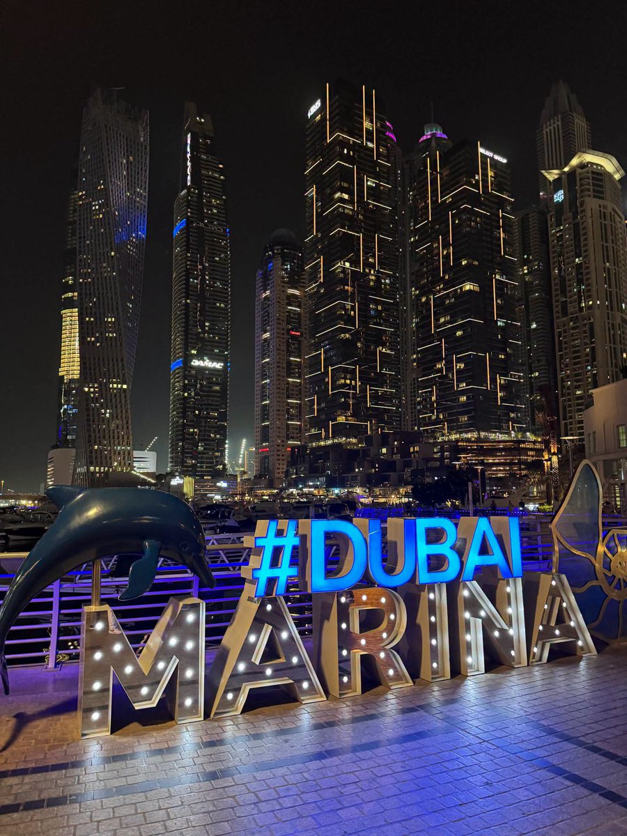 max580143's tweet photo. Enjoyed the day more than I expected.
Marina at night hits different.

#Dubai https://t.co/B9GlK7go5M