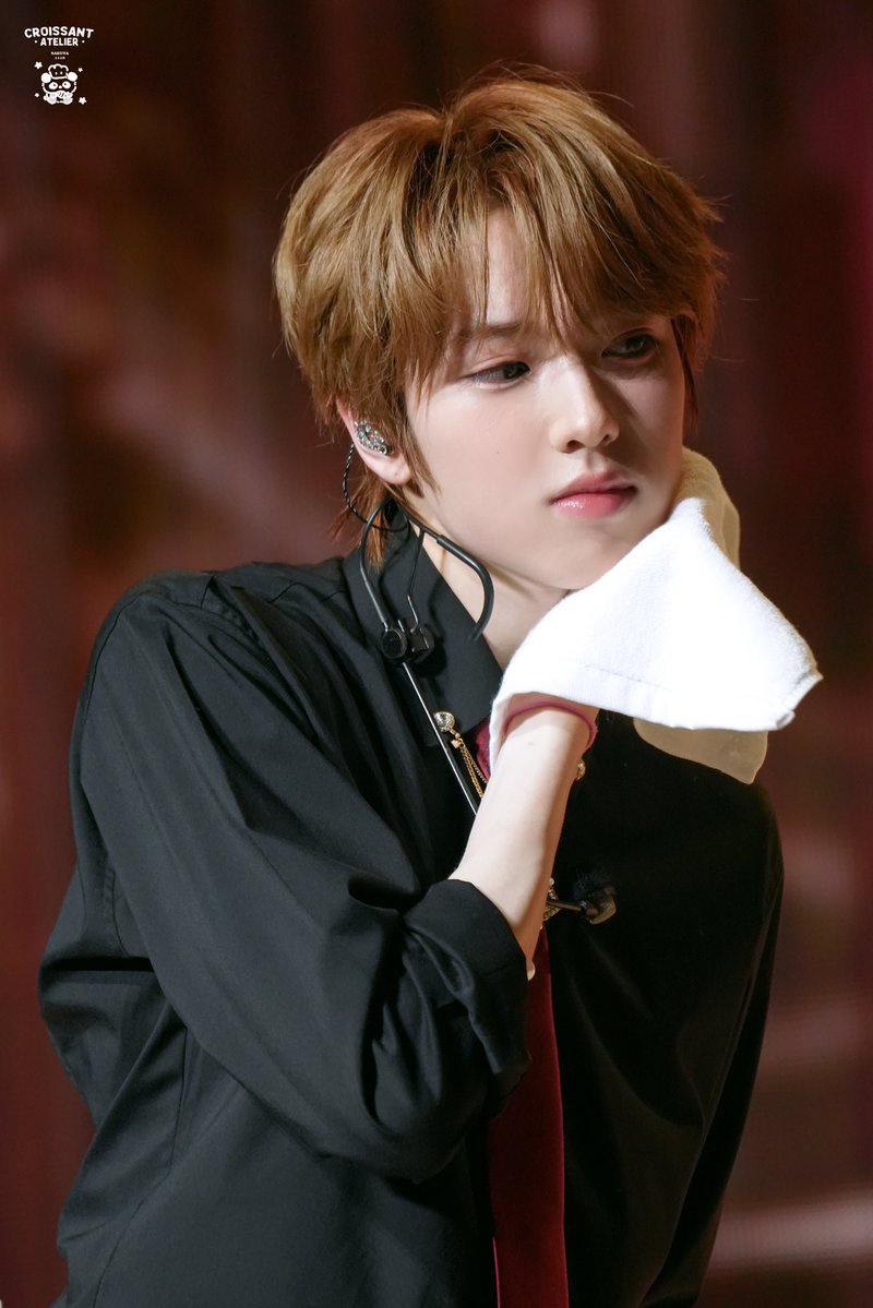CroissantA_1118's tweet photo. 🥐260919 FM in HongKong

말랑말랑  아기 돼지

ฅ՞⁰⃚⃙̴🐽⁰⃚⃙̴՞ฅ

#사쿠야 #サクヤ #SAKUYA
#NCTWISH #엔시티위시 https://t.co/UqlyToCnBt