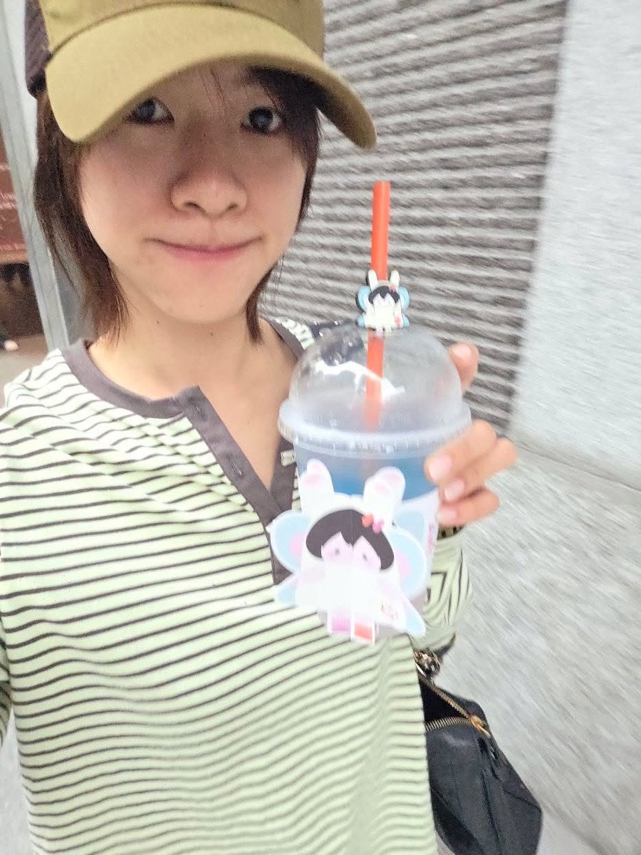 imwortxr's tweet photo. มีคนแวะเติมเอนี่ด้วย น่าย้ากจุง ૮ ․ ․ ྀིა

#emiamily https://t.co/jDRaYv4h6Q