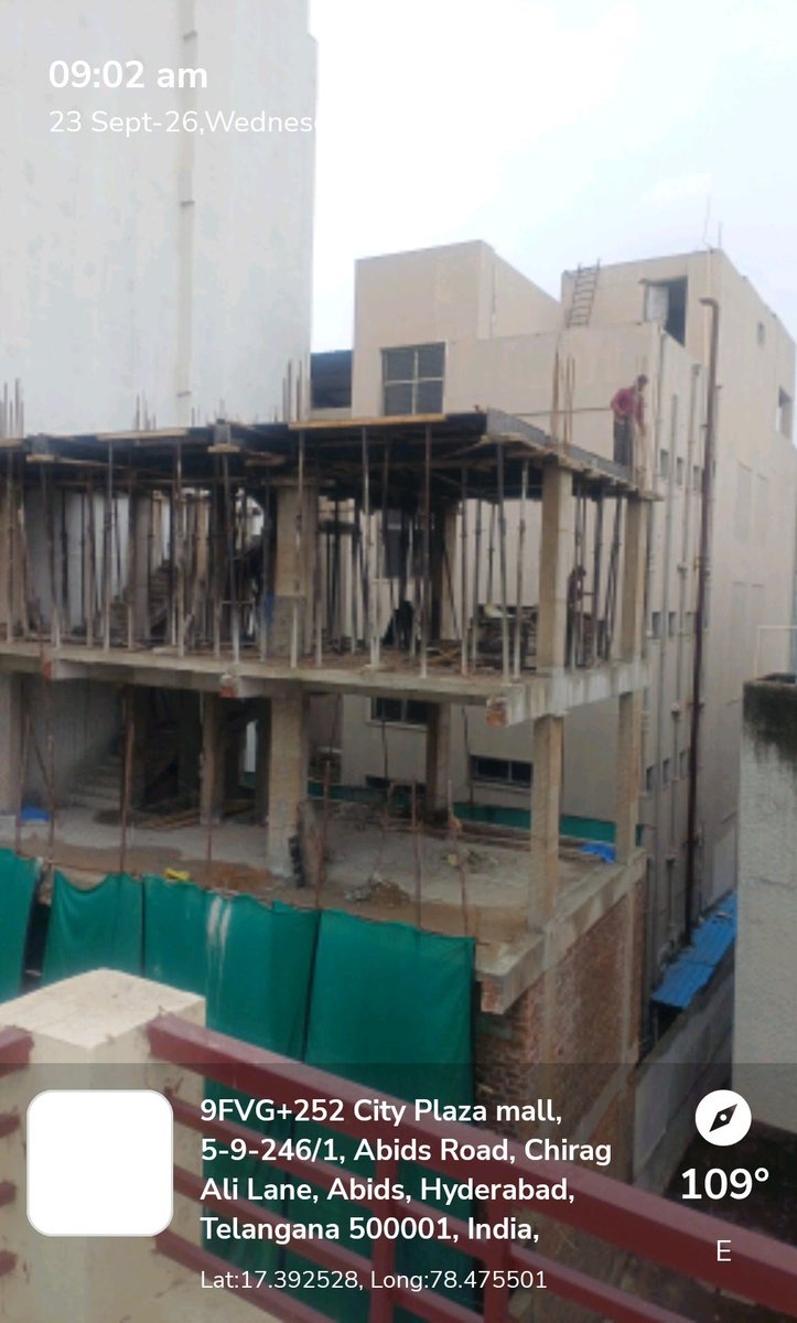 pkhyd1's tweet photo. COMPLAINT -4,: PLOT LESS THAN 75 YARDS, LESS THAN 15 FEET ROAD, MULTI STORY  building construction  at 5-9-247 abids, Lane  opp. St. George  gramamar school, beside city plaza, Hyderabad 
@GHMCOnline https://t.co/9LzqfPGenP