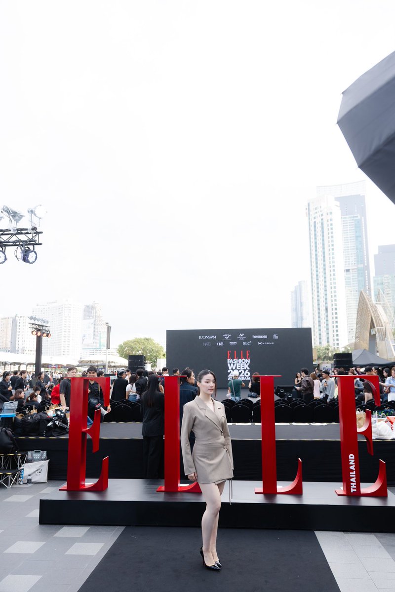 ginnynatnicha's tweet photo. ขอขอบคุณทาง ELLE ที่เชิญจินนี่ไปร่วมงานนะคะ หนูเป็นคนที่ชอบแฟชั่นมากๆอยู่แล้ว พอเห็นโชว์จาก mini runway แล้วตื่นเต้นกับแฟชั่นโชว์เดือนหน้าเลยค่ะ

ขอบคุณทาง ICONSIAM สำหรับสถานที่จัดงานด้วยนะคะ พี่ค่อนยังใจดีน่ารักกับหนูอยู่เหมือนเดิมเลยยย รอไปเล่นด้วยอีกงานต่อๆไปนะคะ

สุดท้ายนี้ขอขอบคุณทางแบรนด์ BAAB ที่ช่วยเนรมิตลุคบอสฉัตรให้คอมพลีท ดีเทลชุดเท่แล้วก็ใส่สวยมากๆ บนรันเวย์ก็พรีเซนต์ออกมาได้ดีจริงๆค่ะ

ดีใจมากๆที่ได้เจอพี่ๆน้องๆและสื่อต่างๆเมื่อวานนี้ แล้วพบกันใหม่เดือนหน้านะคะ

GINNY PRESS EFW2026 ICONSIAM
#GinnyXPressEFW2026
#ElleFashionWeek2026
#ElleThailand