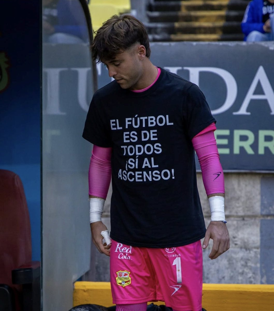 miguel_apt's tweet photo. Increíble lo que le están haciendo a Roberto Galán

Ojalá, quienes tanto lo critican, tuvieran la mitad del valor que ha mostrado para decir lo que está diciendo y hacer lo que está haciendo

Más como él, que de verdad alzen la voz en pro del fútbol mexicano

📷 capturando_andomb https://t.co/504jUUEGSQ