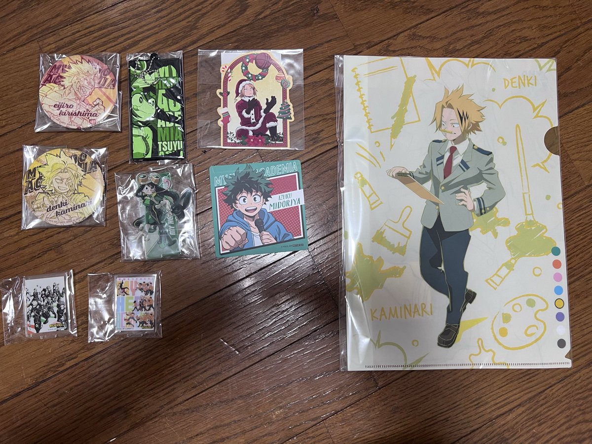 Perimaru_075's tweet photo. グッズ整理のためお譲りします

譲(写真のもの
求(定価＋送料 (PayPay、メルカリ) 

ALTとピン留めの確認お願いします🙇‍♀️

 #ヒロアカグッズ買取  #ヒロアカグッズ交換  #ブルログッズ買取  #ブルログッズ交換  #鬼滅の刃グッズ買取  #鬼滅の刃グッズ https://t.co/rBkstWnoOw