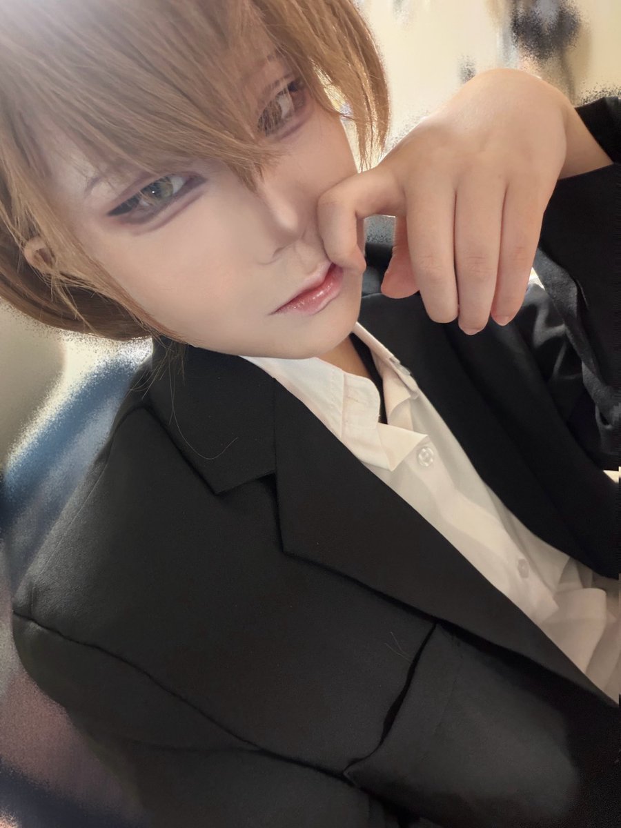 angvo23i's tweet photo. 🏢Cos https://t.co/hxsk914irz